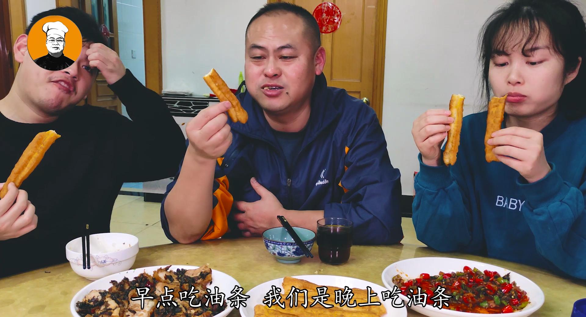 油条不用出去买了比例配方全拿走,家庭版油条配比教程