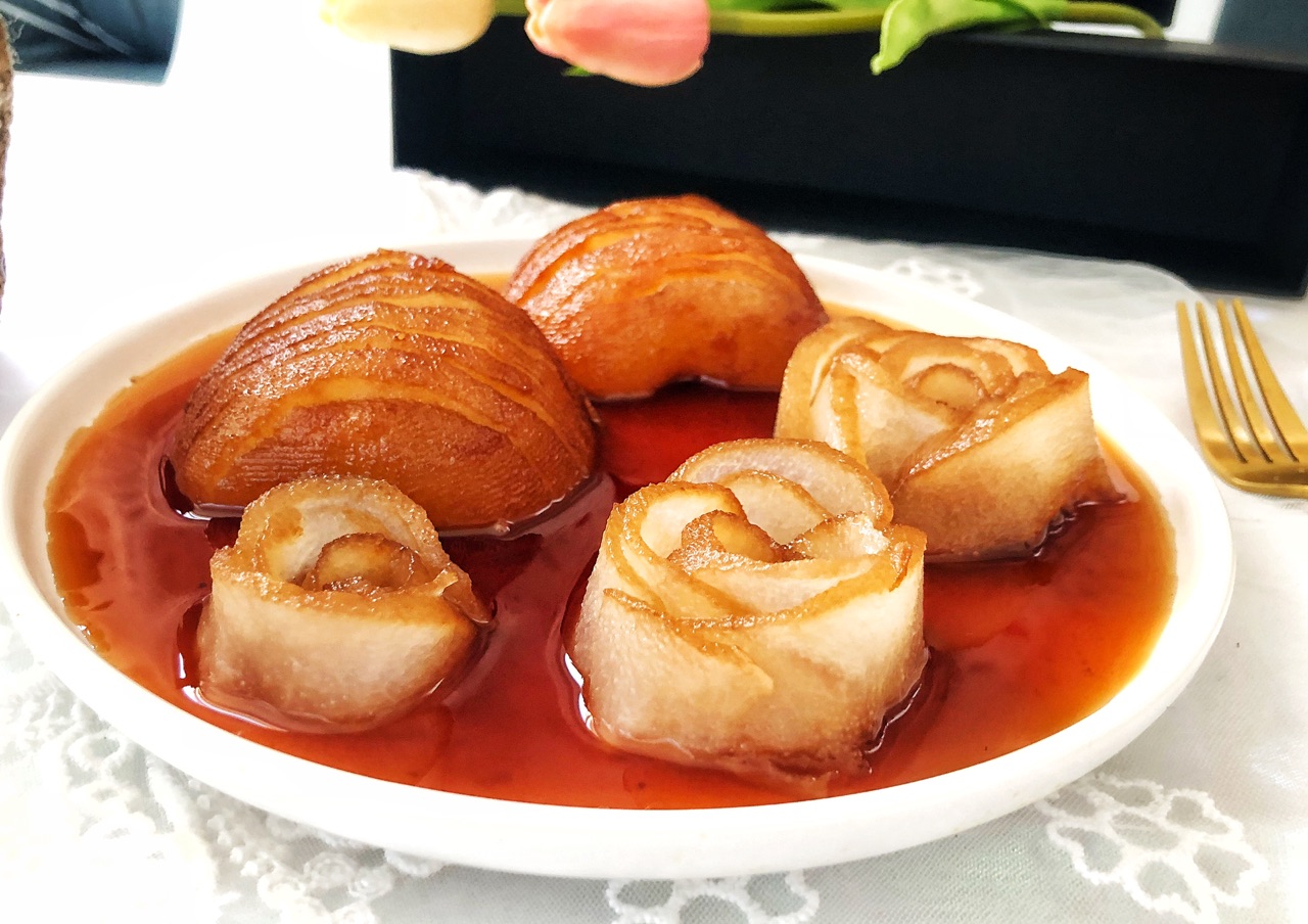 红酒雪梨秋天可以做吗,冰糖红酒雪梨的正确做法