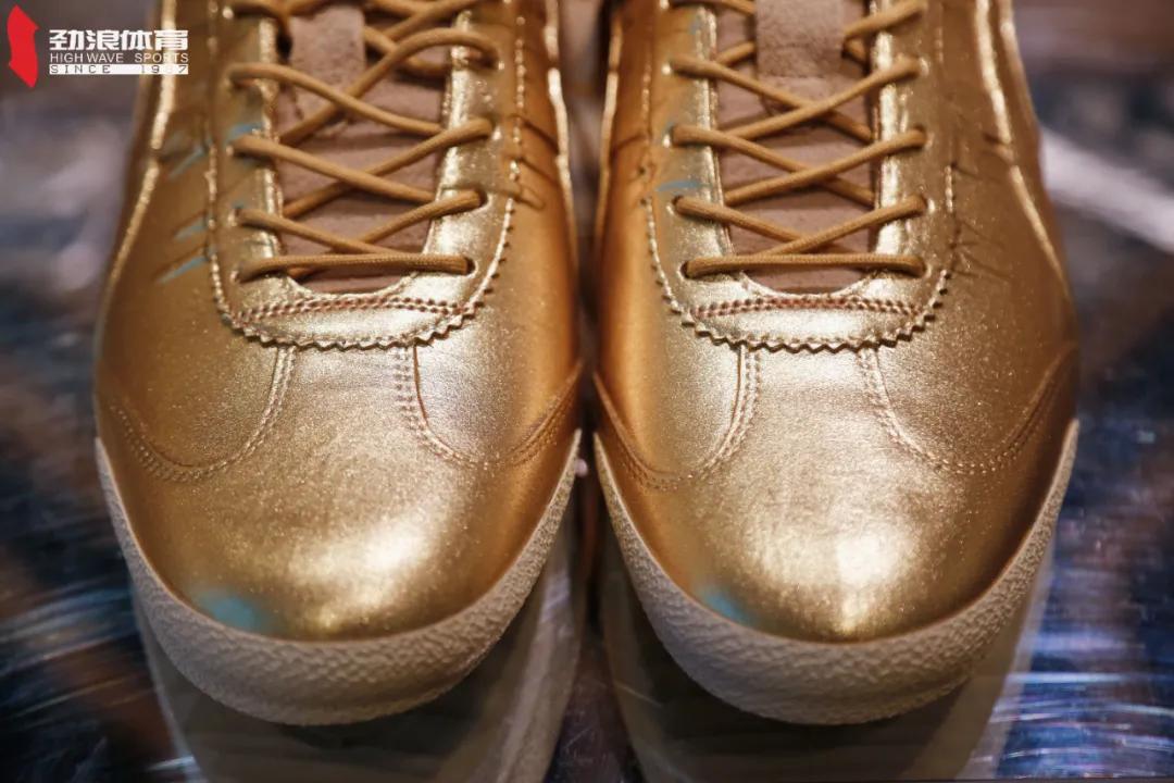 鬼冢虎跑鞋到底怎么样,比鬼冢虎档次高的鞋