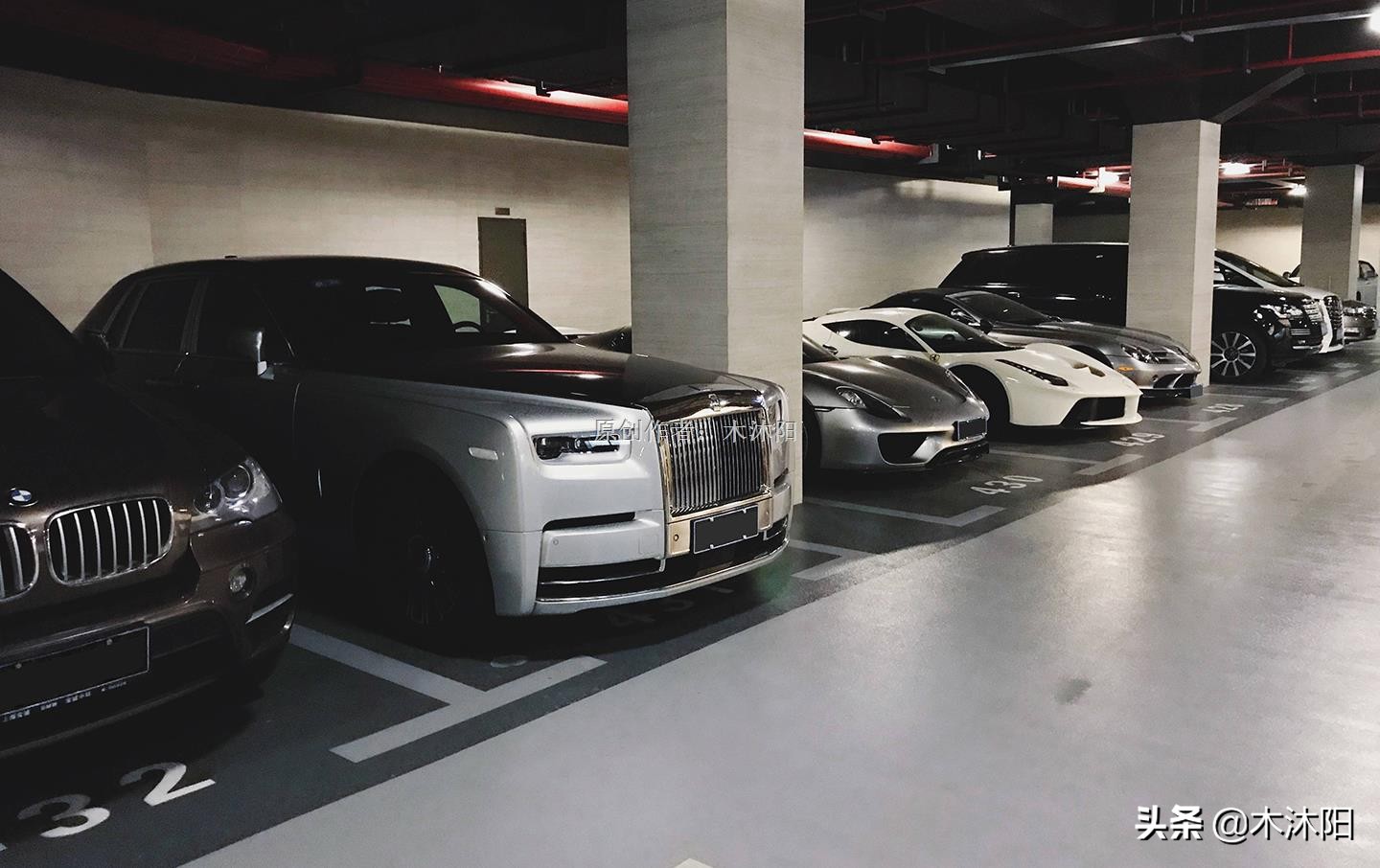 蹭了别人的车没有牌照怎么办,蹭了别人的车不赔偿怎么办