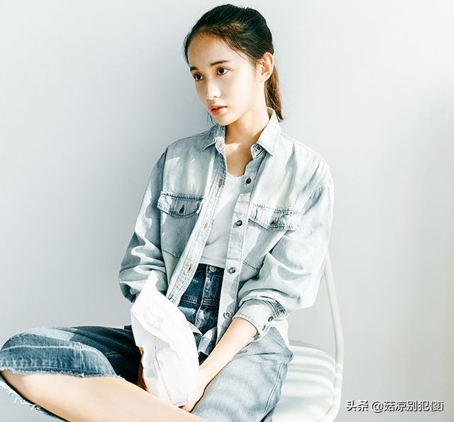 秋季衬衫怎么穿好看塞进裙子,秋衬衫怎么穿出高级感