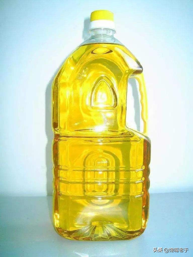 食用油深色和浅色有什么区别,不同类型的食用油有什么区别