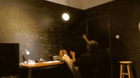 这盏灯,这盏灯又轻又亮