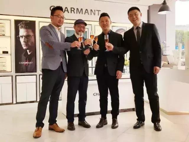 近几年眼镜行业为何走下坡路,眼镜行业怎么走出现在的局面