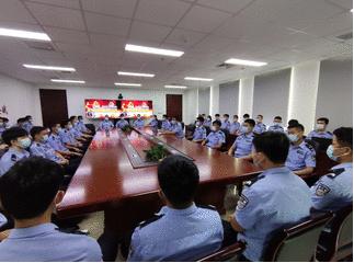 八一建军节致敬子弟兵,八一建军节向同志致敬