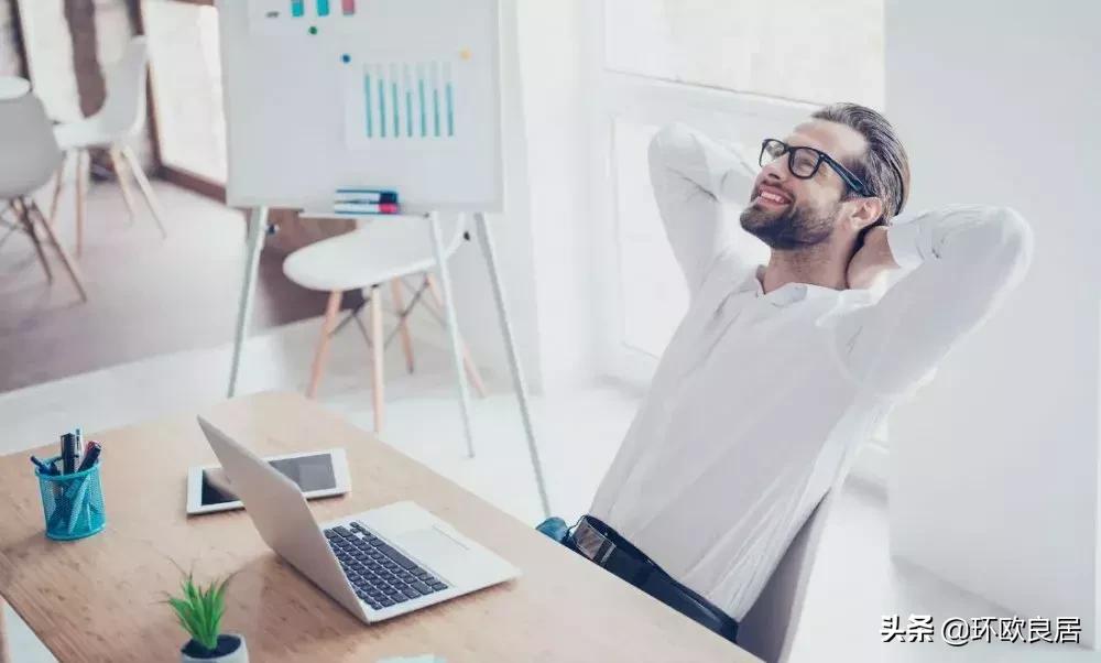 在荷兰一年的生活费,荷兰2019人均工资