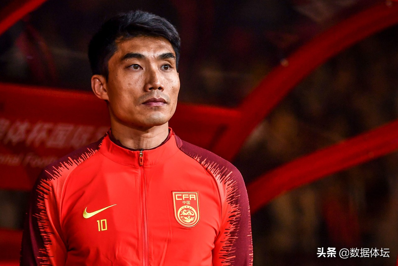 盘点来自安徽十大知名足球运动员,国内40年最强的足球运动员