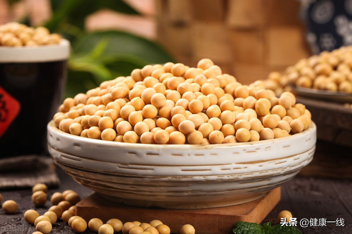 通宵熬夜能导致脑出血吗,一女子熬夜通宵中风