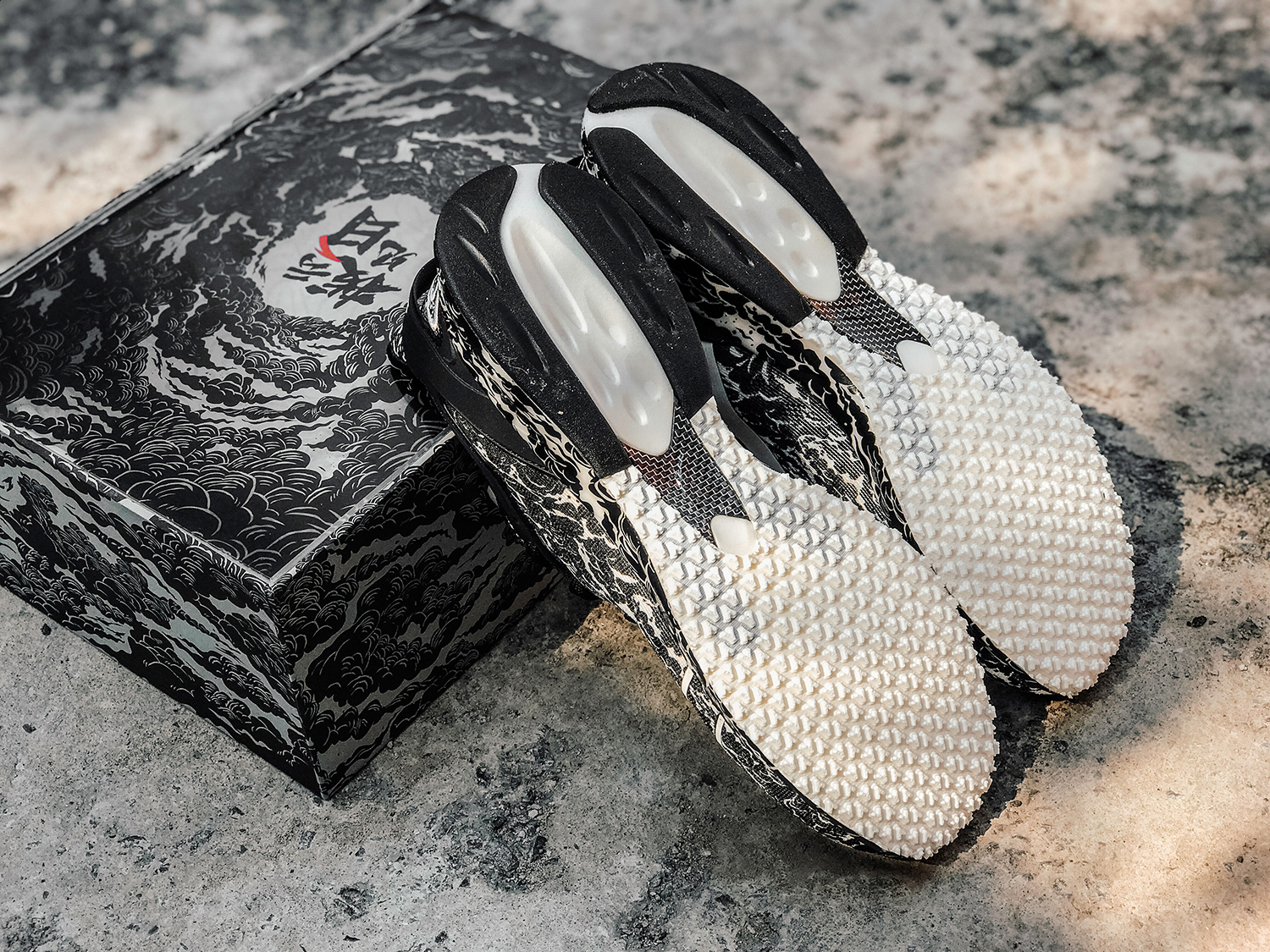 安踏新跑鞋爆料c202,安踏跑步系列全掌气垫低帮跑鞋