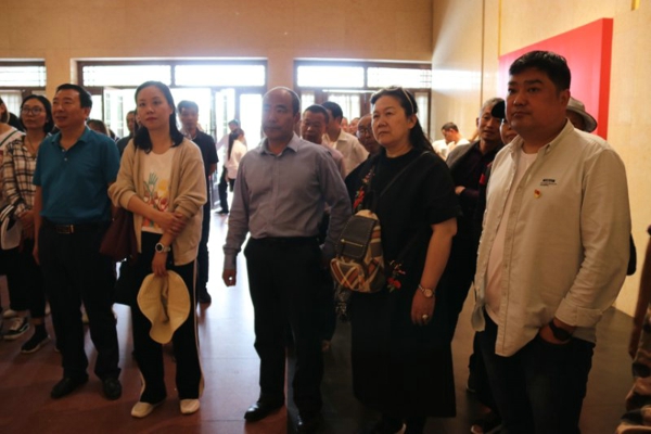 小学生焦裕禄纪念馆参观感悟,参观焦裕禄纪念馆党日主题活动