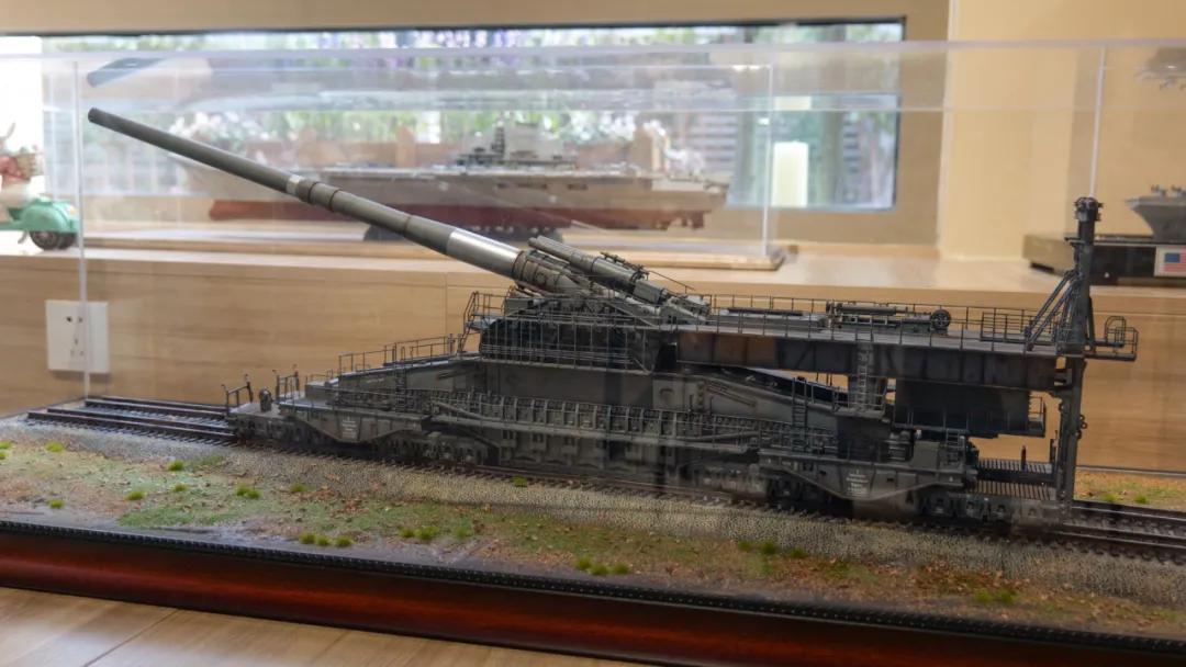 上海模型爱好者的新“圣地”：LeModeleCoffee探店