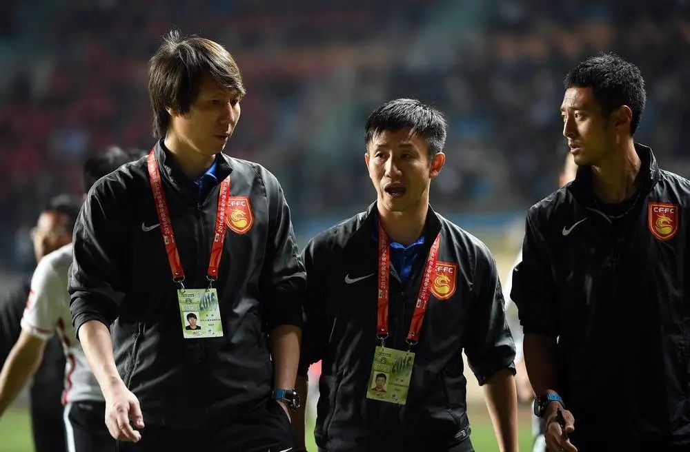 寰风敳浜斿ぇ鑱旇禌閲嶅惎鍥炴斁,寰风敳瓒崇悆浜斿ぇ鑱旇禌