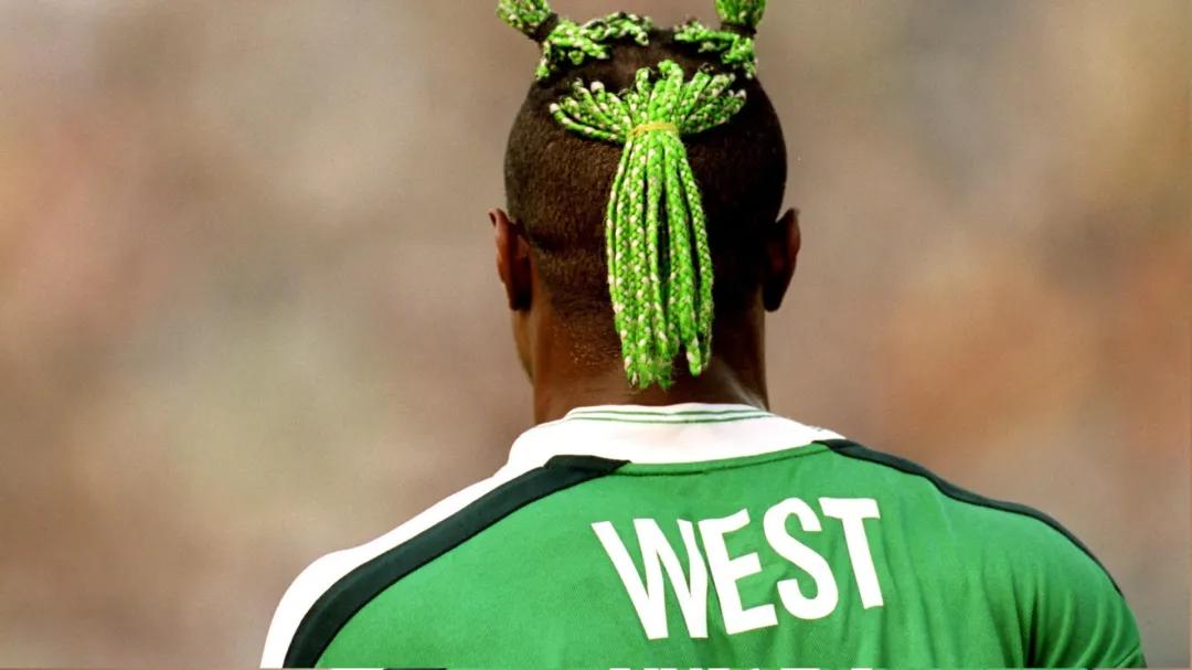 足球队员最帅的发型,足球运动员都留什么发型