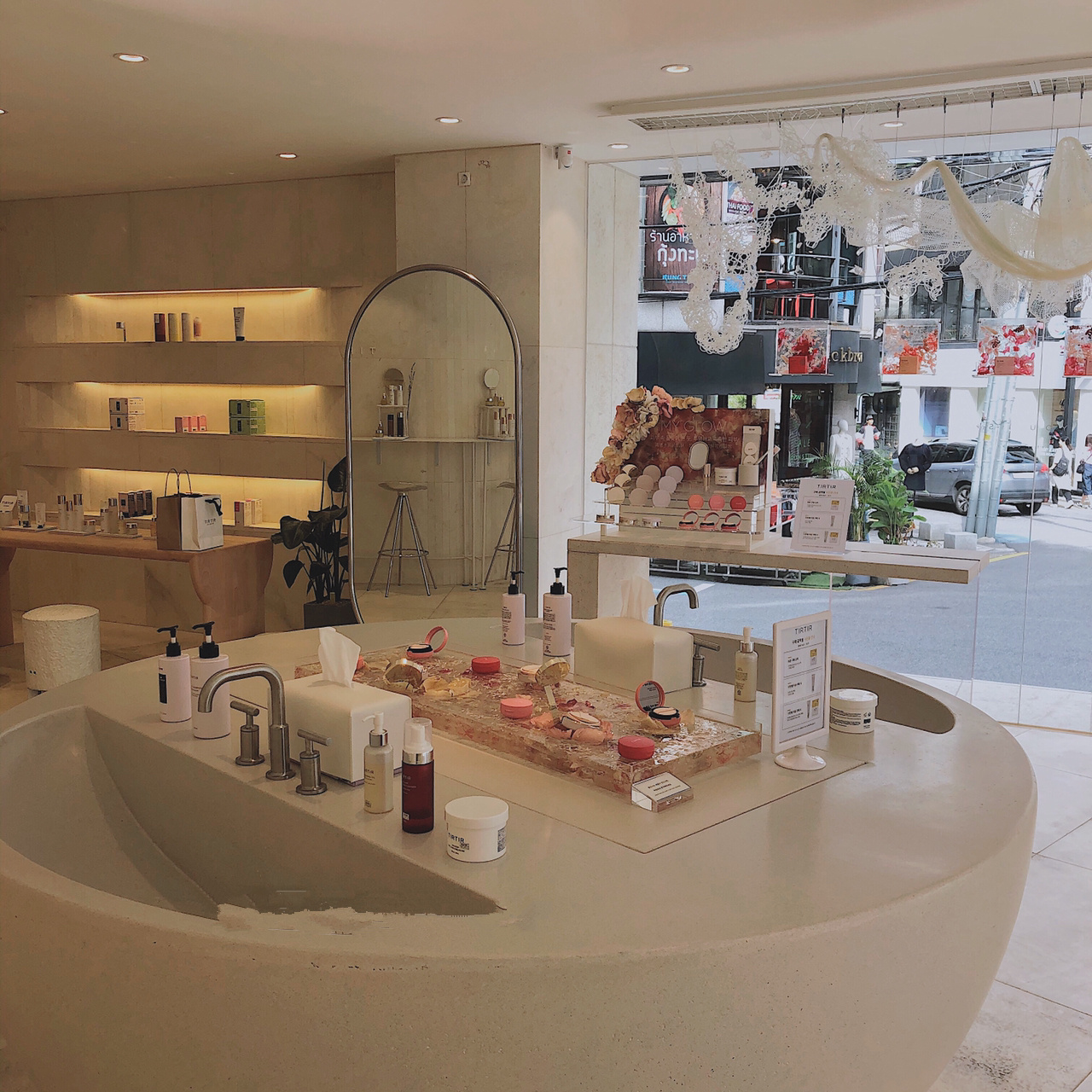 韩国女生护肤的正确方法,韩国女孩真正爱用护肤品