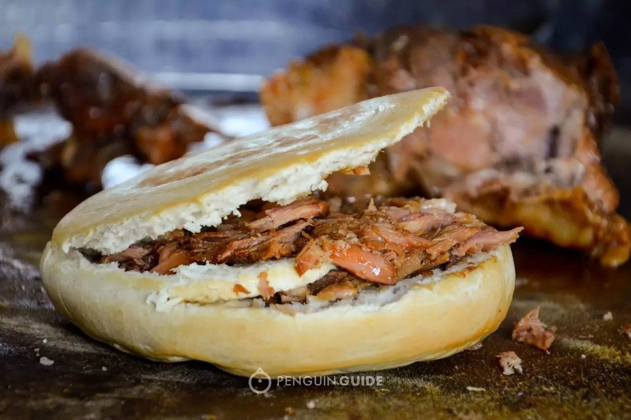 吃西安肉夹馍图片,吃西安肉夹馍视频