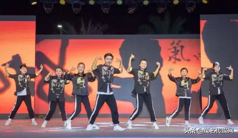 涓界櫥楗间笟浼樻儬鐩存挱,涓界櫥楗间笟鎶栭煶澶ц禌