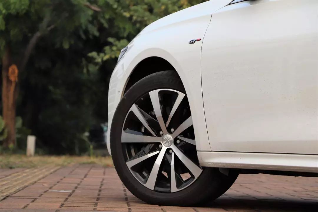 标致508l现身说法到底何为好车 (标致508l到底值不值得购买)