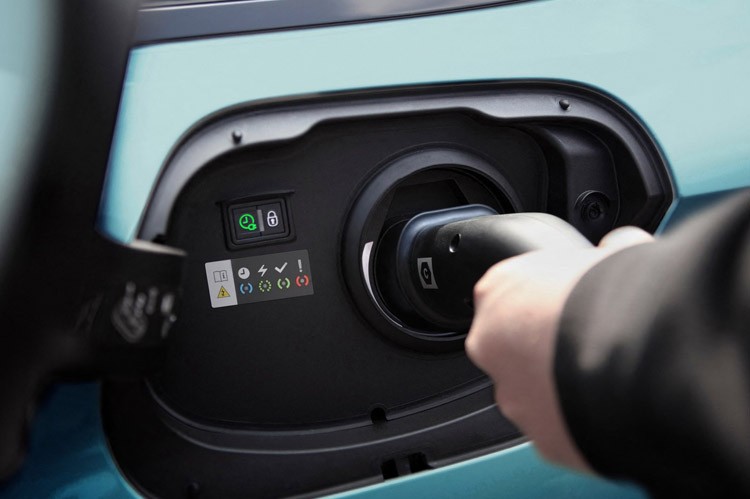 公认最漂亮的旅行车，标致全新308SW来了，网友：千万别国产！