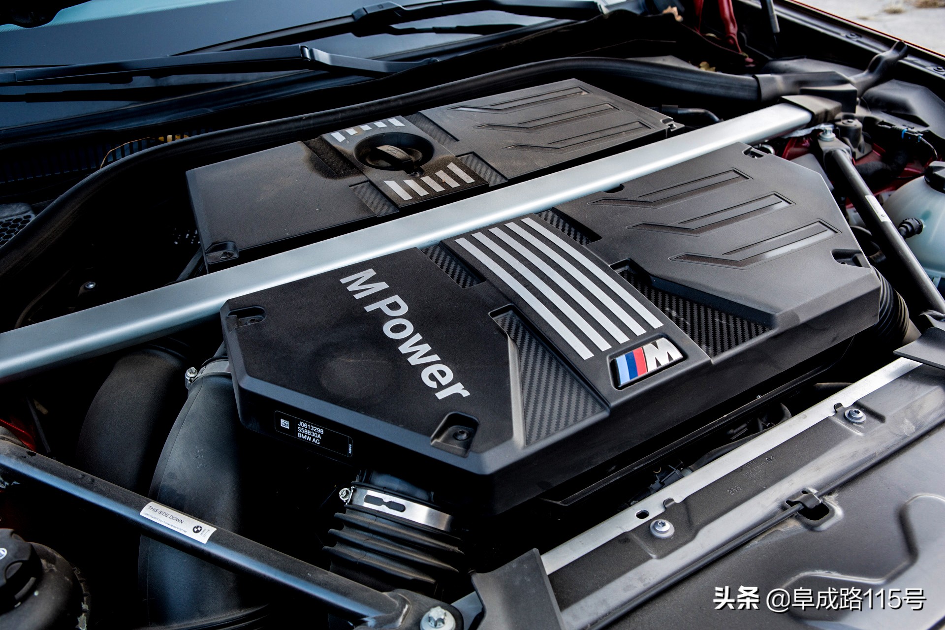 买发动机送车的是什么车,宝马x4m引擎
