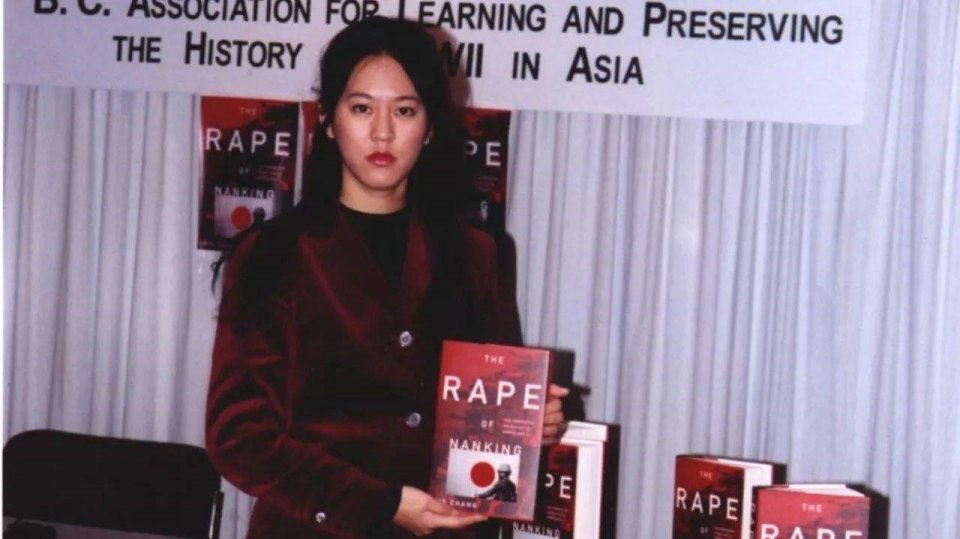 没有她世界依然在绽放,没有她的世界就没有存在的必要