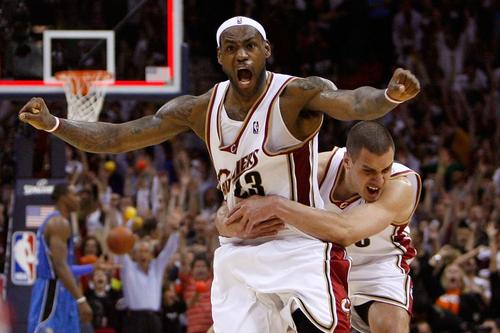 09年詹姆斯绝杀魔术,穿越09年