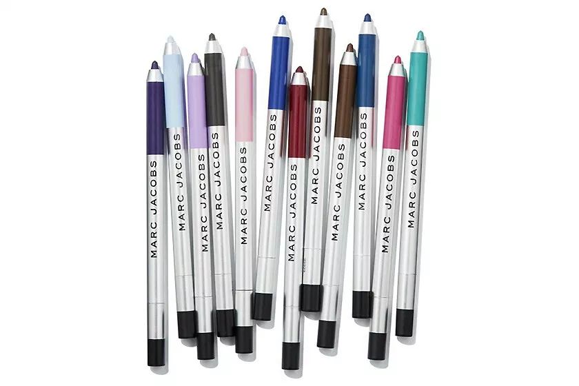 三岁的哪吒小爷有多潮？眼线腮红丸子头