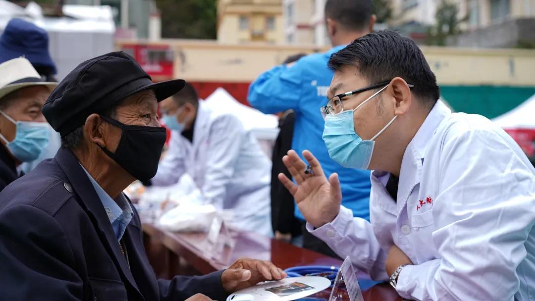 行稳致远！这场高原活动前行的声音，回荡在每一位参与者的心间