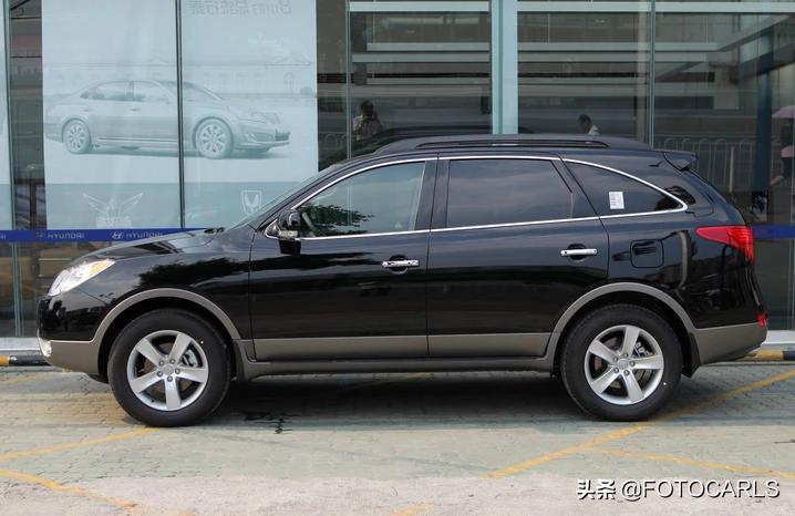 现代维拉克斯3.8LV6四驱实拍，现代首款高档SUV，售价43.98万