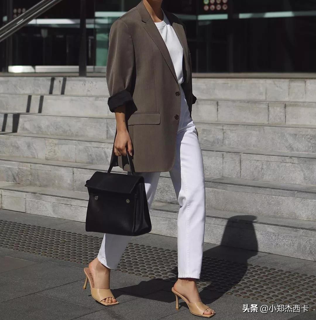 一个包能当两个包用,一个包就可以买的商务车