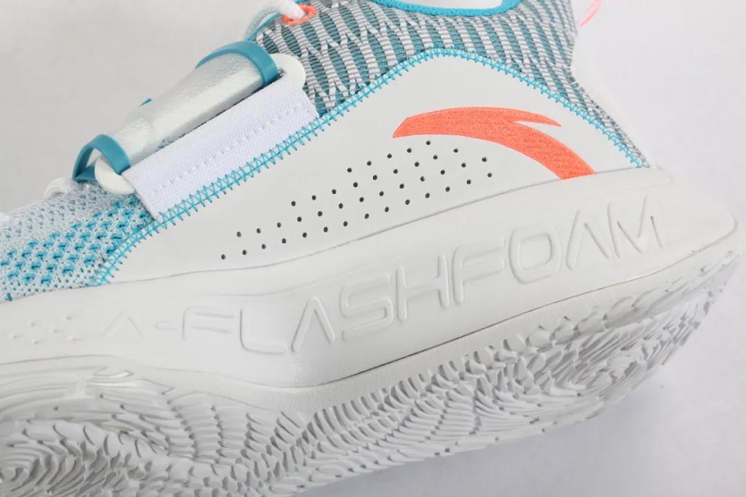 水花2代篮球鞋测评,夏天适合穿的水花系列