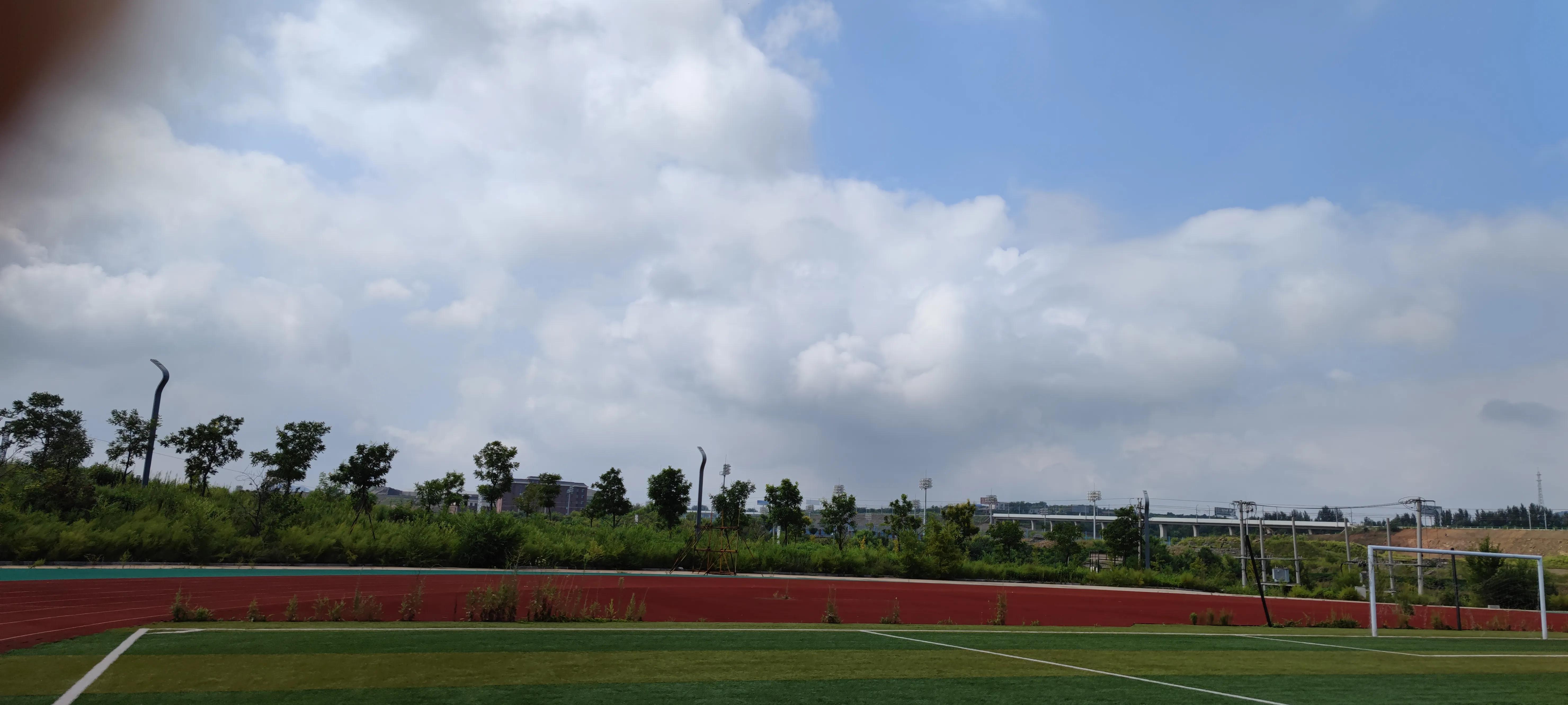 普湾体育场票务,普湾体育场站