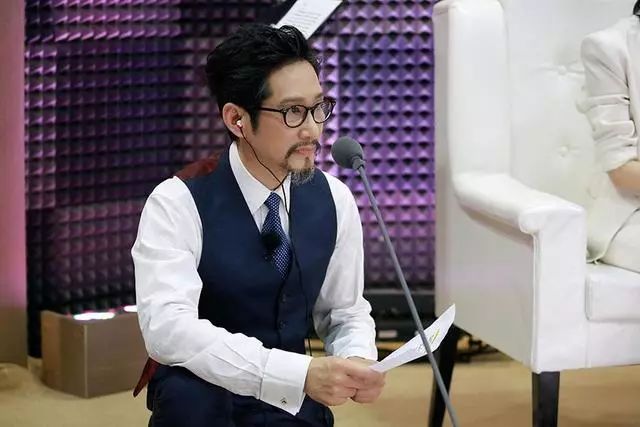 王劲松对娱乐圈的评价,王劲松为什么一年演戏那么多