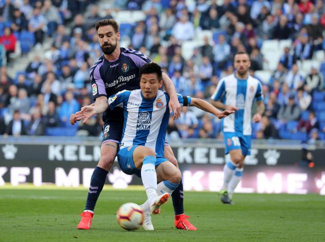 武磊2球1助独领风骚,武磊留洋进球全过程集锦