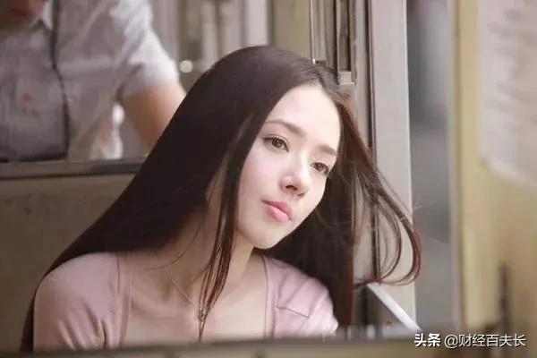 “港圈太子妃”的瓜