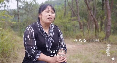 9岁女孩卖猪肉自学芭蕾舞,感动9岁女孩在猪肉店里跳芭蕾