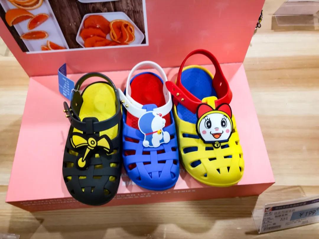 关爱孩子从鞋子开始,关爱宝宝从脚开始