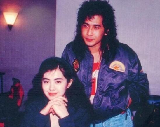 王祖贤出家照,王祖贤现状在哪皈依佛门