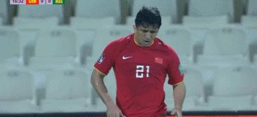 李铁谈世预赛无缘踢国足关键战,世预赛中国男足李铁赛后发布会