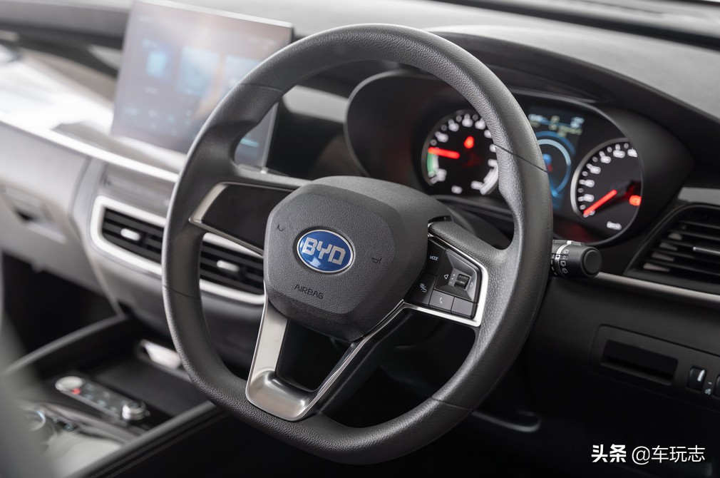 新款比亚迪e6纯电动车多少钱,比亚迪e6纯电动面包车