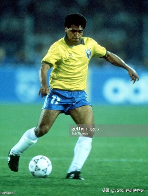 和马拉多纳同时代的球星,罗纳尔多比贝利和马拉多纳厉害吗