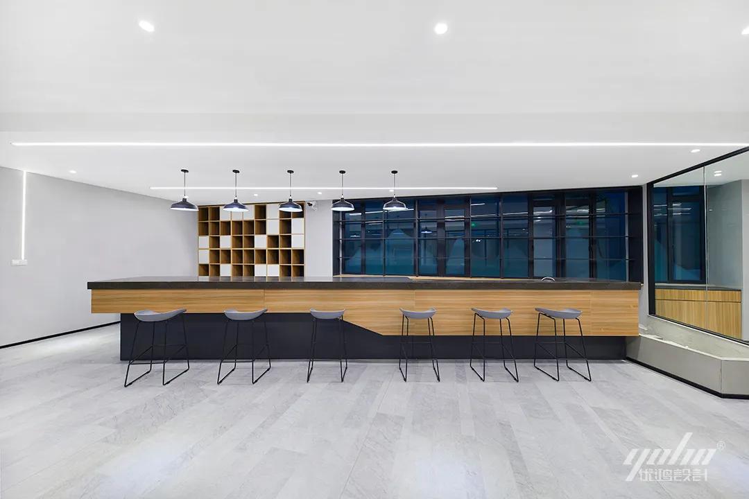 极简办公室水吧台组合效果图,现代轻奢办公室吧台