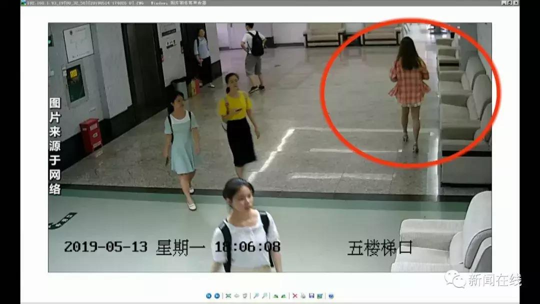 男子穿女装偷拍被揭穿完整版,男子扮女装进堂偷拍校方通报