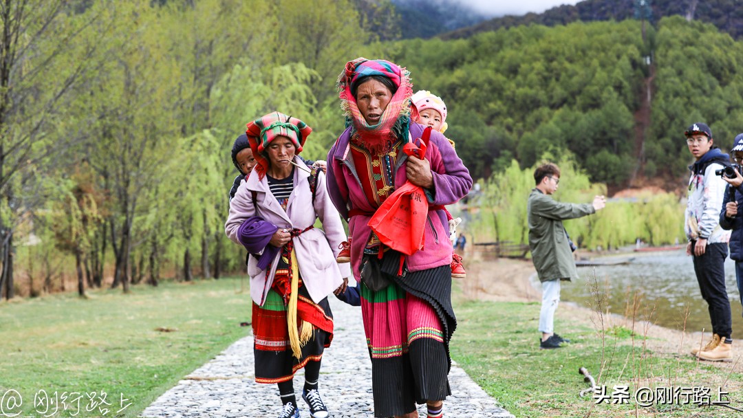 六月的泸沽湖惊艳了时光,最美的四月天是什么样的