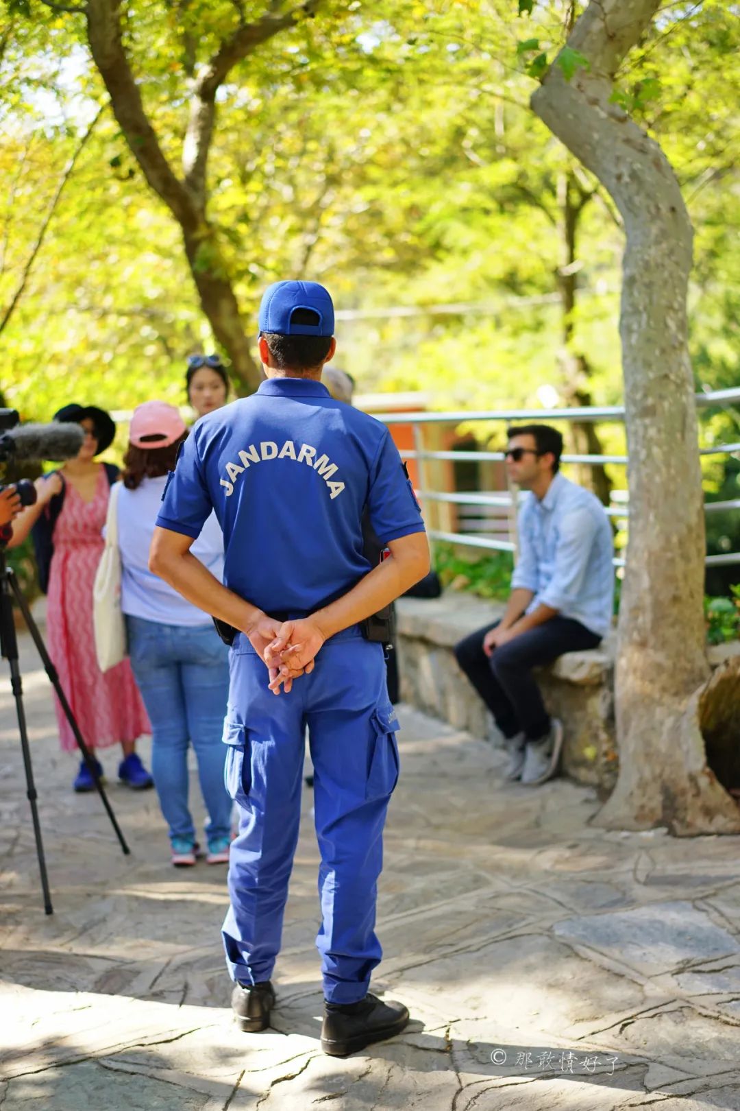 据说塞尔丘克的山坡上的许愿墙很灵验，好多土耳其人来此许愿
