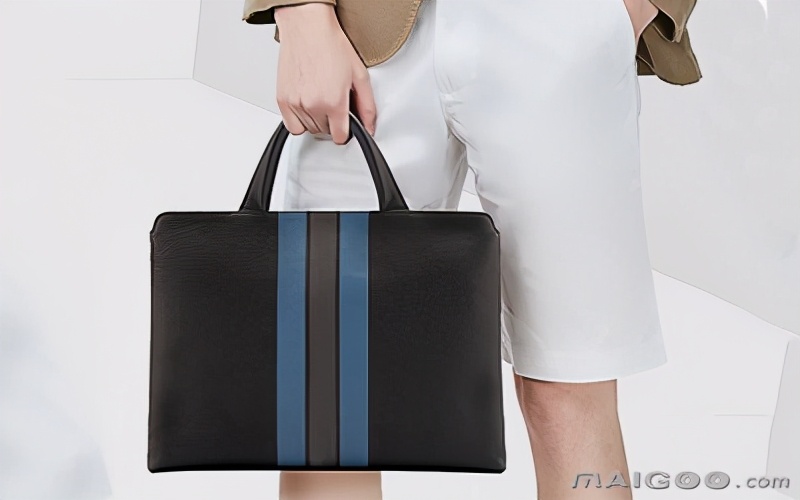 男士手提包如何搭衣服夏季,男士手提包加背包