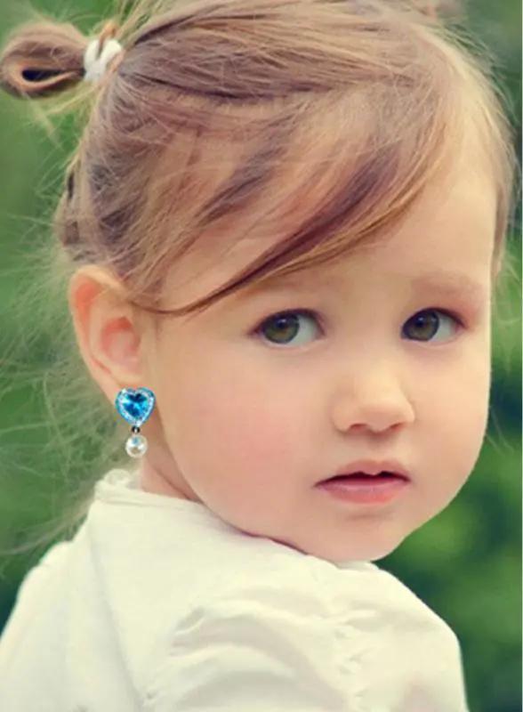 孩子可以穿耳洞吗,小孩子要穿耳洞