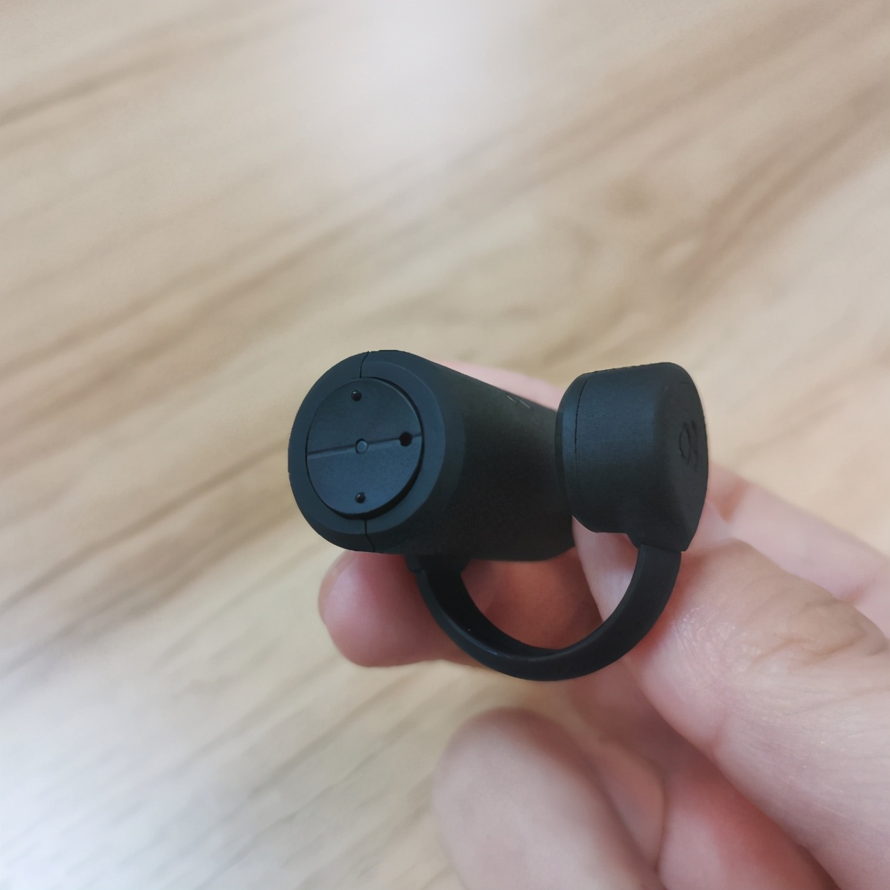 逸鸥PEACE骨传导耳机索尼XperiaEarDuo测评