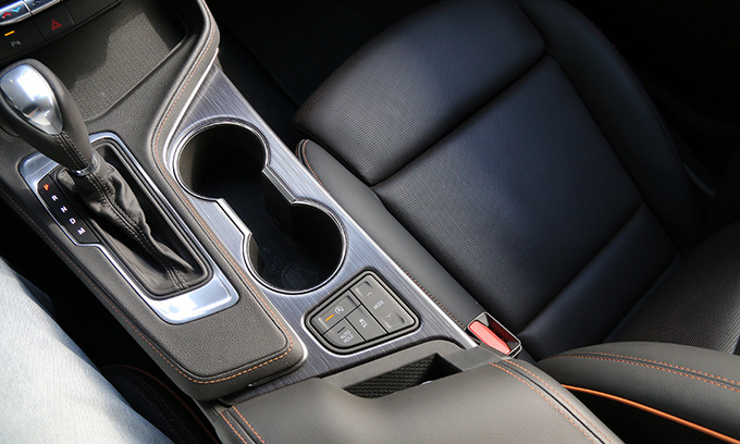 凯迪拉克CT4试驾评测,凯迪拉克ct4和ats空间对比