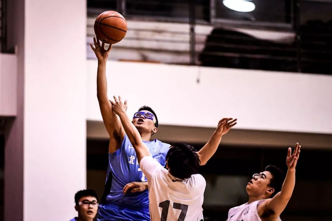 八强前两轮密云表现抢眼本周再战中关村、五中期待起死回生