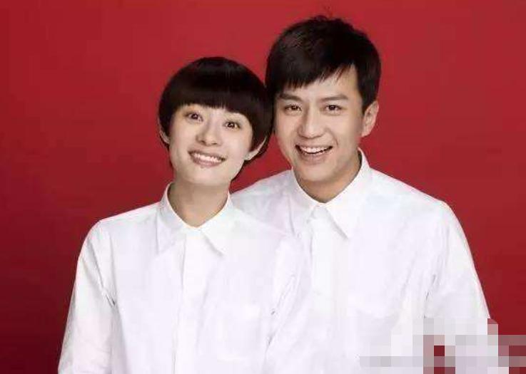 吴京的证件照是什么,吴京晒与郭帆结婚证p图